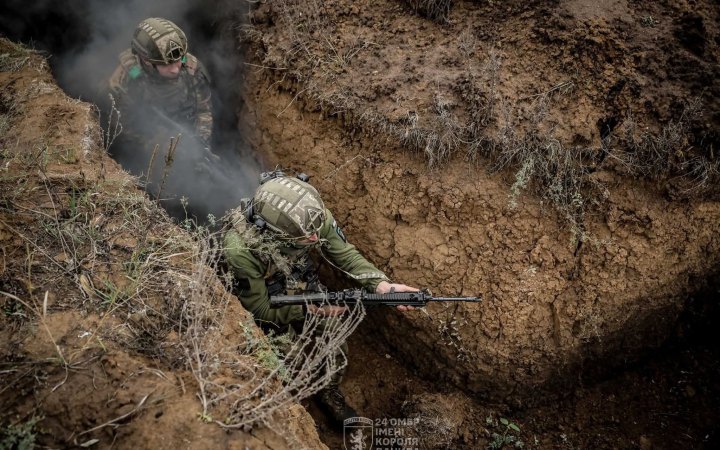 Від початку доби на фронті відбулося 61 боєзіткнення