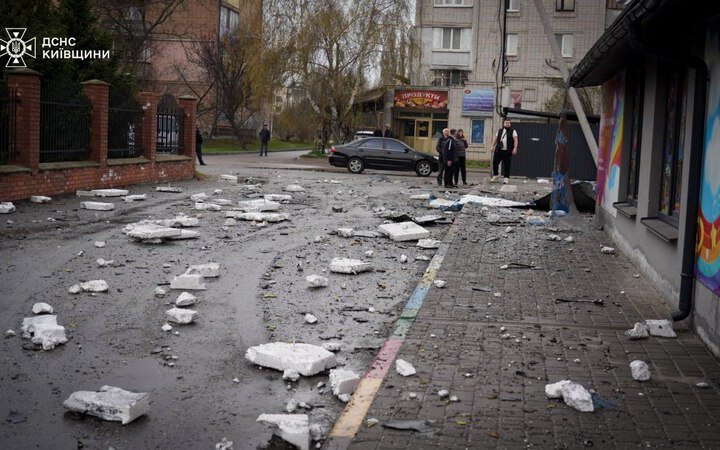 Головне за ніч та ранок п’ятниці, 3 квітня: ранкова масована атака, 230 боєзіткнень, удари по Харкову