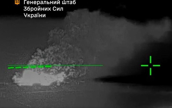 Генштаб ЗСУ: уражено нафтобазу, нафтоперекачувальну станцію, три склади боєприпасів та живу силу ворога