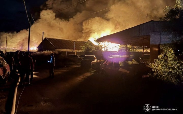 Росіяни вбили в Дніпропетровській області жінку, ще двох людей поранили