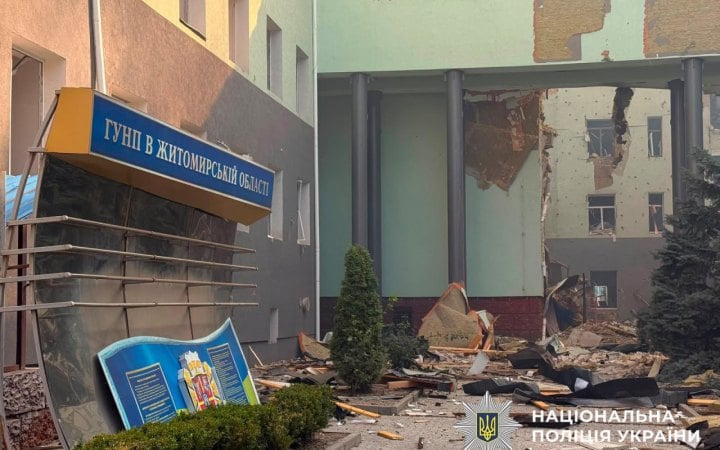 Росіяни атакували реактивними дронами будівлю Нацполіції у Житомирі, є жертви (оновлено)