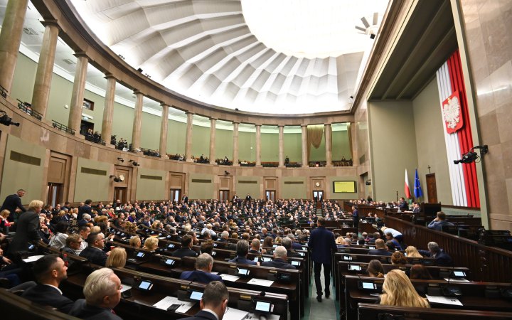 Серед жертв прослуховування у Польщі виявився депутат з колишньої владної партії