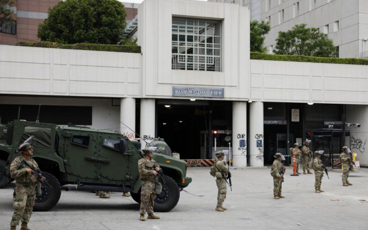 Reuters: США відправляють на Близький схід морських піхотинців та десантний корабель