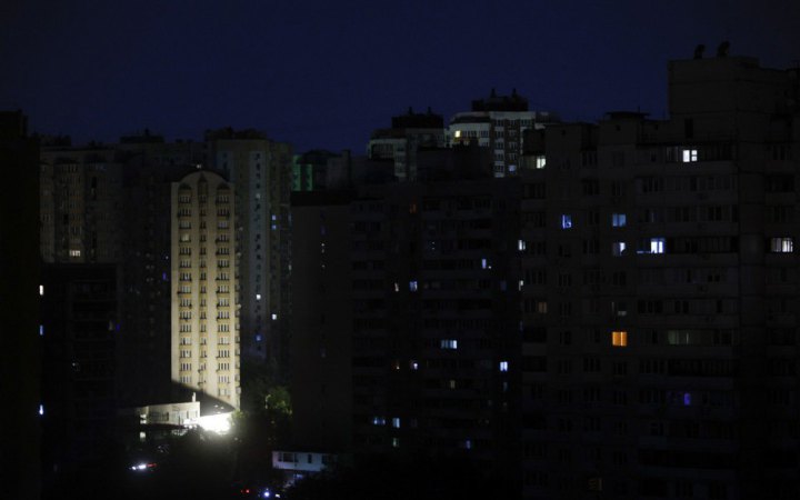 Світло повернули для 153 тисяч родин Києва