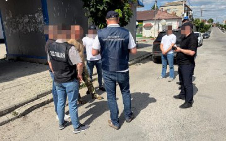 На Тернопільщині підполковника ТЦК та СП підозрюють у отриманні хабаря за вплив на військовий облік
