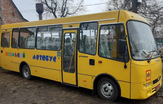 Заклад професійної освіти Черкащини отримав новий автобус