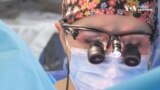 Хірургині зі США допомагають українкам долати гендерну дискримінацію в медицині