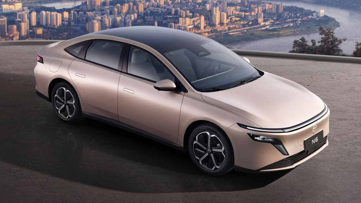 Nissan показав новий плагін-гібрид: фото та подробиці про авто