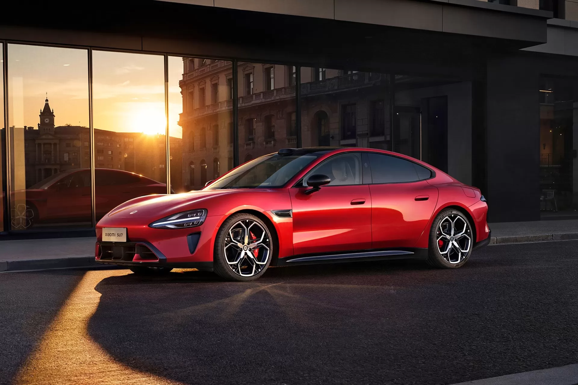 Оновлений Xiaomi SU7 показали офіційно: усі характеристики та фото