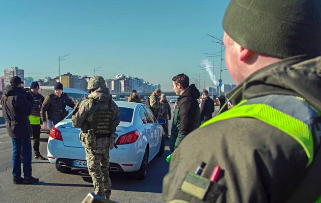 Чи будуть забирати водійські права в ухилянтів від мобілізації в Україні