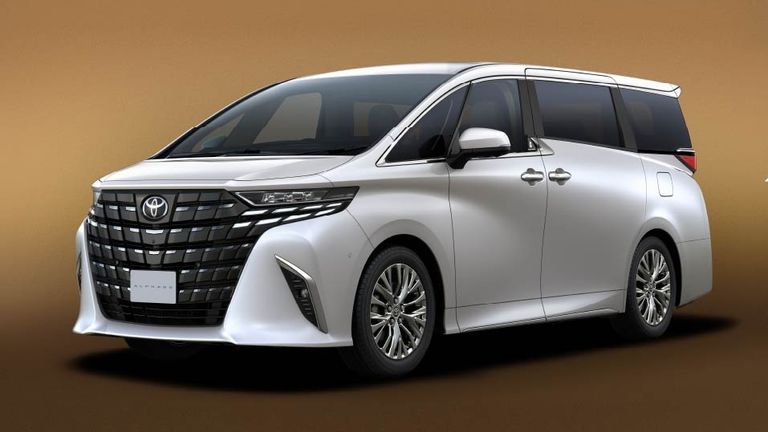 6 л на 100 км: Toyota випустила 300-сильний мінівен Alphard PHEV (фото)