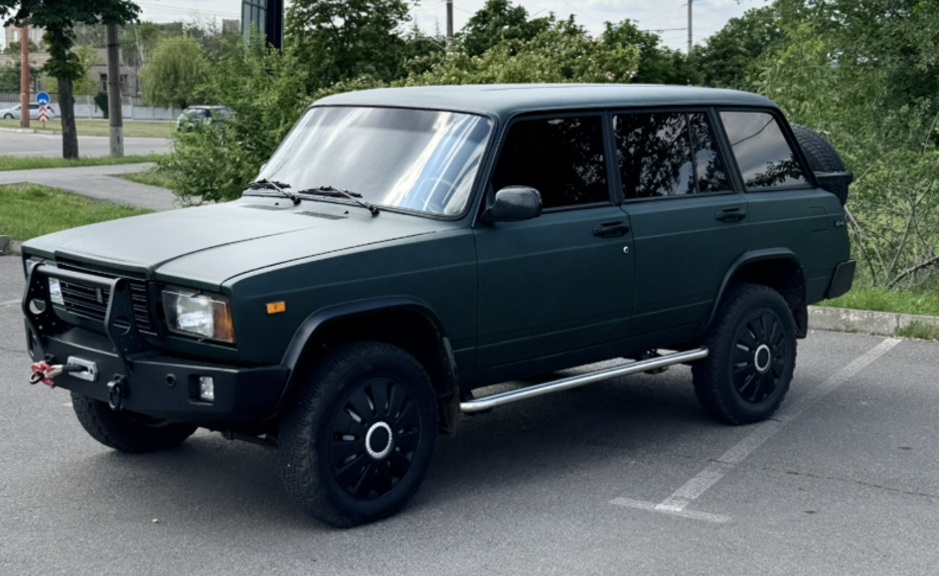 В Україні продають повнопривідну ВАЗ 2104 4х4