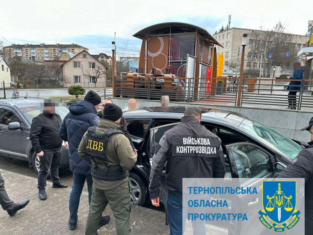 Житель Тернопільщини, замішаний у незаконному переправленні ухилянта за кордон, постане перед судом разом зі спільником