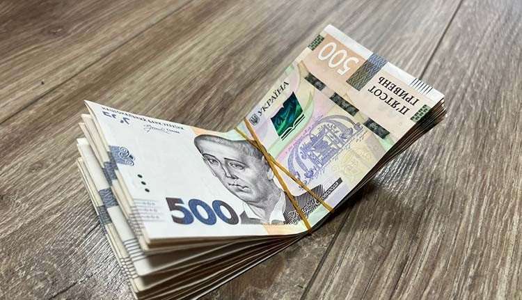 «Не довіряйте пропозиціям із передоплатою за авто»: поліція Тернопільщини застерігає від шахраїв