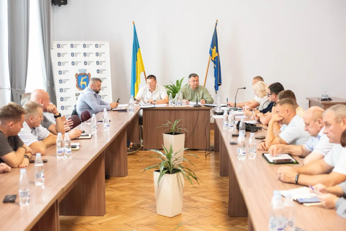 На Тернопільщині громади готують до зими: обговорили енергостійкість, дороги та соціальний захист