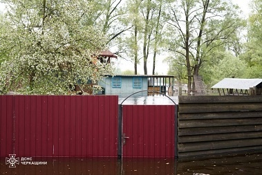 У селі Хрещатик Черкаського району через водопілля підтоплено 12 домоволодінь і 13 будинків