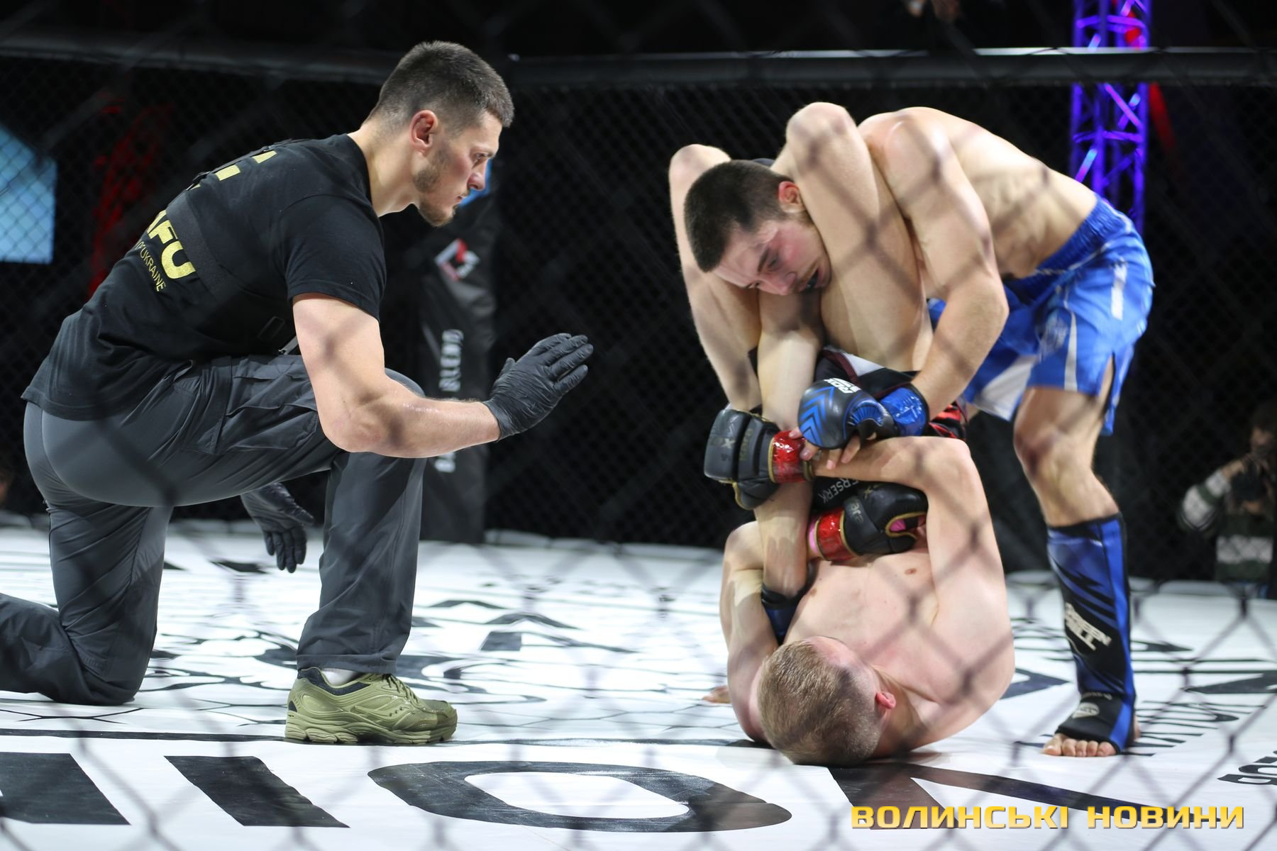 Професіонали, молодь і ветерани на протезах: у Луцьку – благодійний турнір із ММА «Битва Хрестоносців». Фото