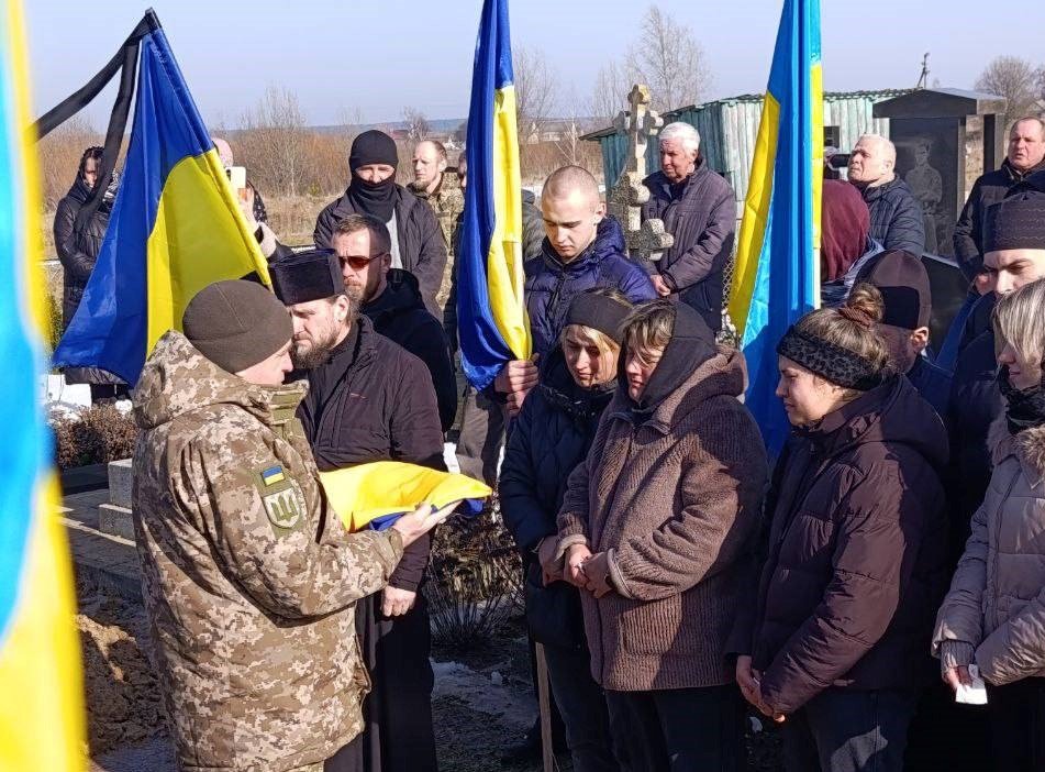 Підгайцівська громада попрощалася з Героєм Леонідом Гричанюком