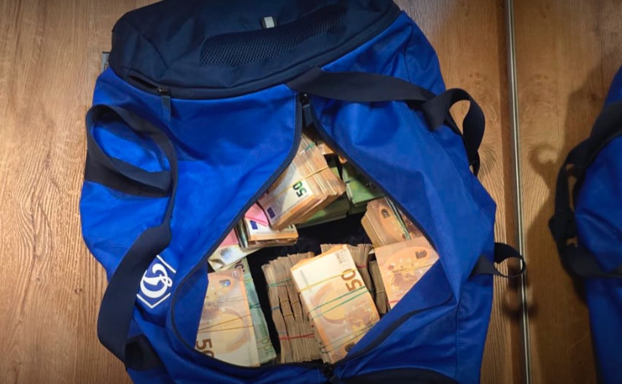 Віз значну суму коштів: на Волині водія покарали за відмову від огляду на сп'яніння