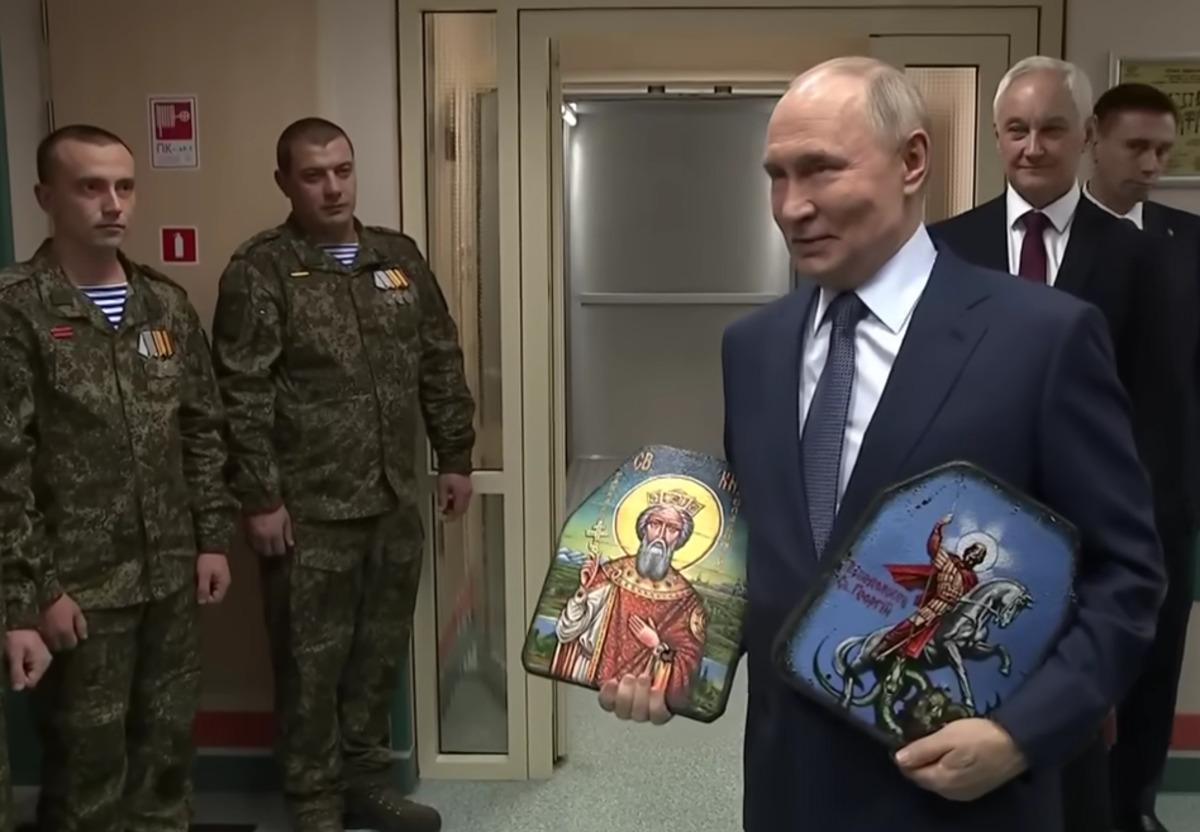 У РФ звільнили економіста, чиї прогнози суперечили мріям Путіна