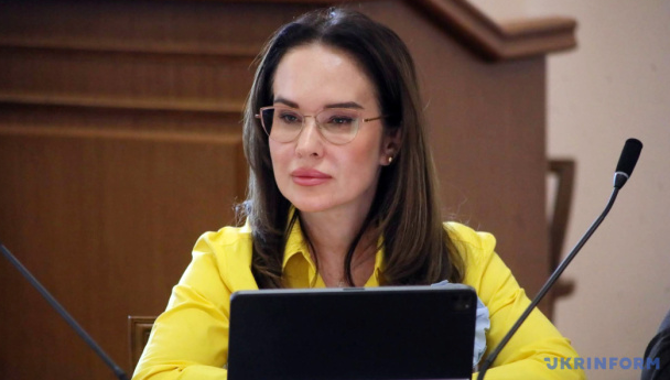 Зеленський звільнив заступницю керівника ОП, яка фігурує у справі НАБУ