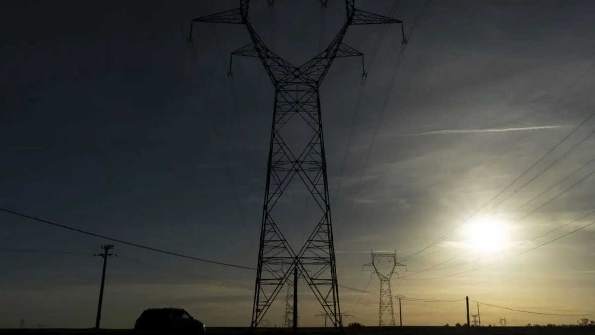 Відключення світла на Дніпропетровщині 5 січня: актуальні графіки ДТЕК