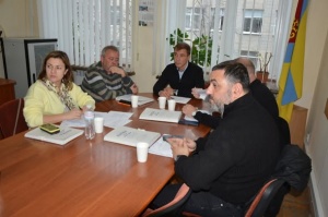 У Кропивницькій міській раді триває підготовка до сесійного засідання: працюють постійні комісії