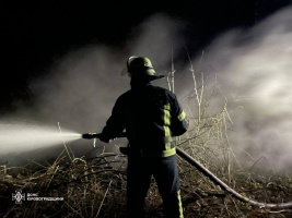 На Кіровоградщині рятувальники загасили чотири пожежі різного характеру, на одній з них травмовано жінку