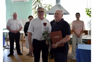 Кропивницькій "Зорянці" - 104 роки: колектив привітали з професійним святом