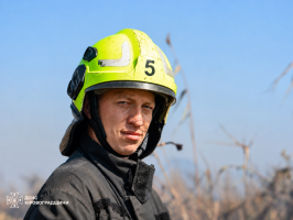 Ліквідація пожежі на недіючих відстійниках у Кропивницькому районі: роботи тривають (ФОТО)
