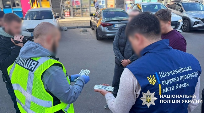 У псевдокапелани за 25 тисяч доларів: у Києві викрили ділка, який торгував церковними посадами для ухилянтів