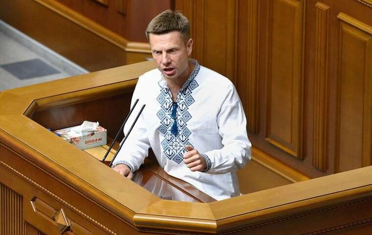 Гончаренко заявив, що Україна таємно вела прямі переговори з РФ
