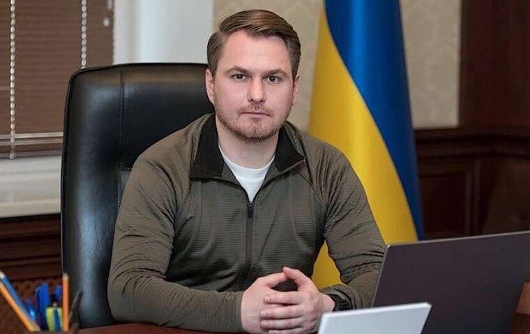 Журналіст повідомив про відставку Генпрокурора: Кравченко пообіцяв «прийти особисто» за розповсюджувачами чуток