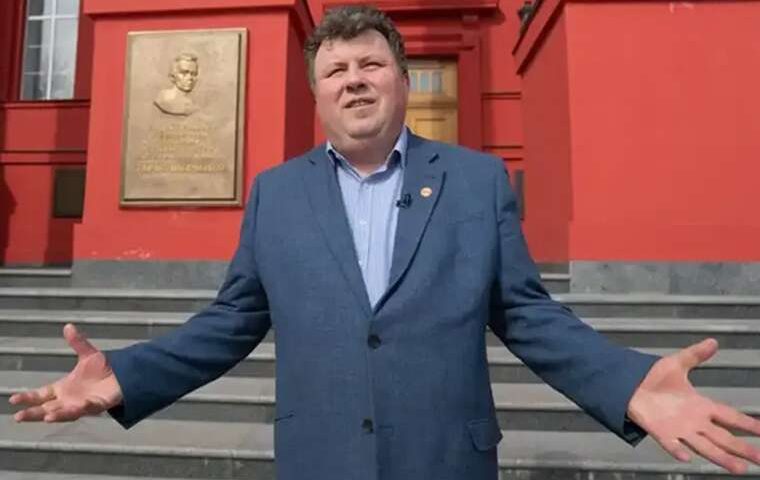 Прихована квартира та авто сина: НАЗК знайшло порушень майже на мільйон у декларації ректора КНУ Володимира Бугрова