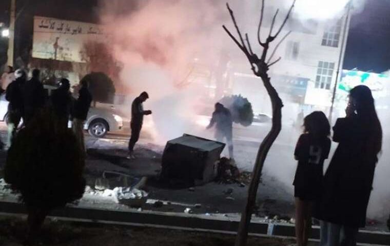 Від голодних бунтів до закликів до Трампа: протестувальники в Ірані захопили вже два міста та контролюють західні регіони