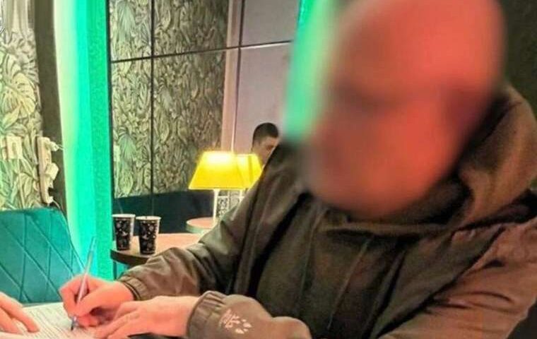 «Зброя майбутнього» проти ракет: у Києві судитимуть ділків, які продали за 3,2 млн грн військовому неіснуючу лазерну установку