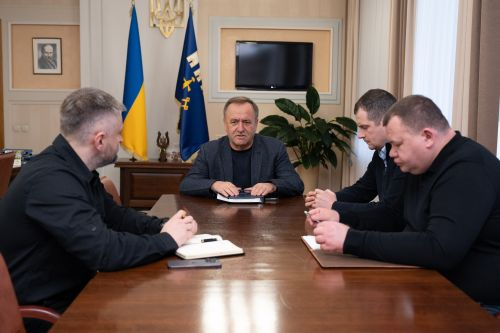 На Тернопільщині затримали мережу наркоторговців, які за пів року збули 10 тонн наркотиків