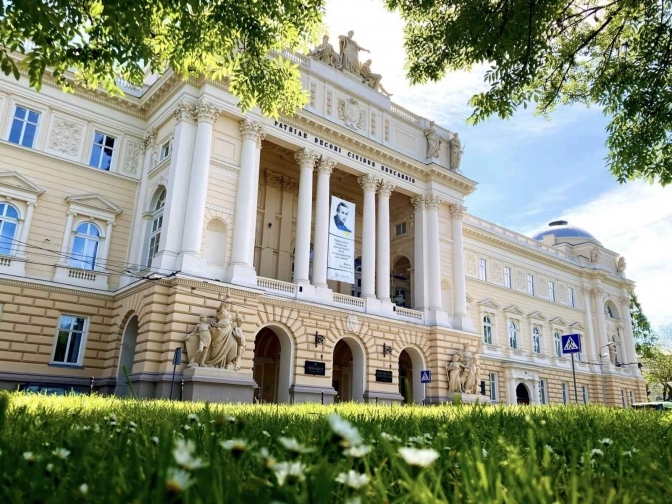 Два львівські університети увійшли до рейтингу найкращих у світі — World University Rankings 2026