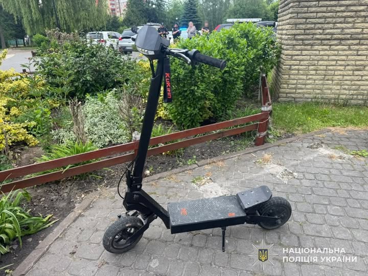 Внаслідок ДТП у Львові травмований 11-річний пасажир електросамоката