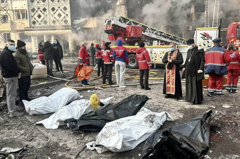 До 16 людей зросла кількість загиблих в Тернополі від ракетного удару росії