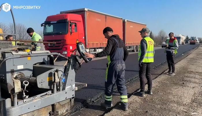 Три траси з Одеси відремонтують за 3 млрд грн