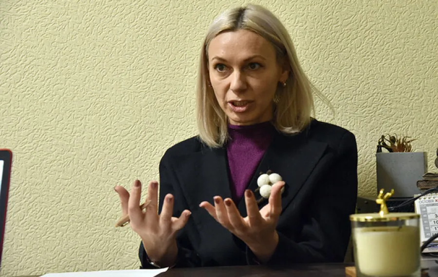 Антикоррупционный суд в центре скандала: руководительницу ведомства годами подозревают в покрывании брата от тюрьмы