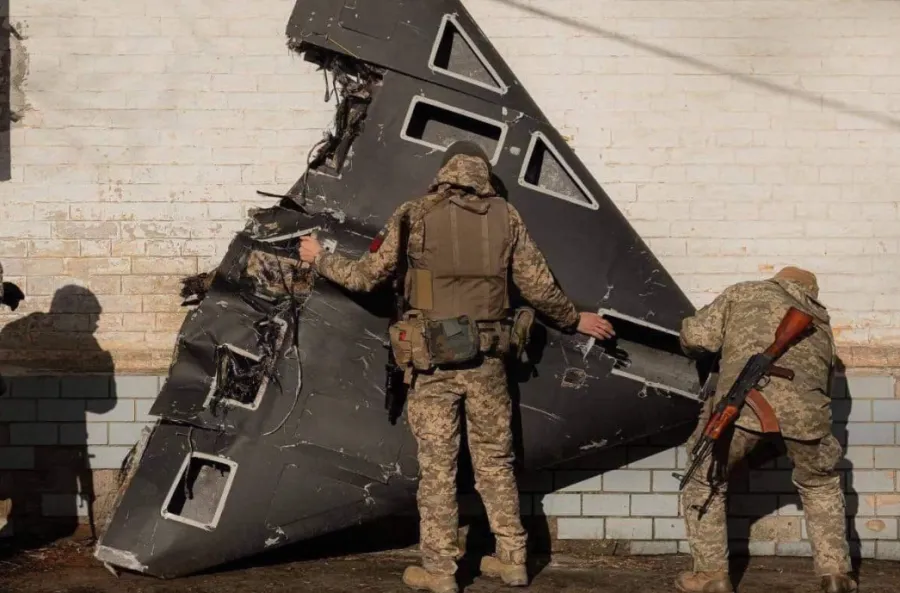 Россия запустила по Украине новую «Герань»: разведка раскрыла начинку дрона