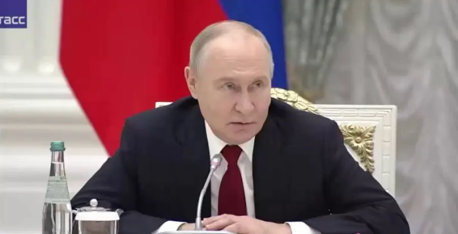 Бункерные фантазии: Путин впаривает генералам протухшую байку о расширения НАТО победе своей армии. ВИДЕО