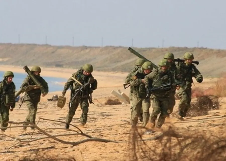 Нарощують оборону: до чого вже зараз готуються росіяни в Криму