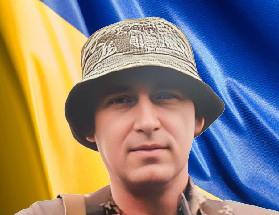 Завтра у Надвірну прибуде траурний кортеж з тілом загиблого захисника Анатолія Коржа