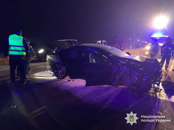 У ДТП в Драгомирчанах загинули жінка та дитина