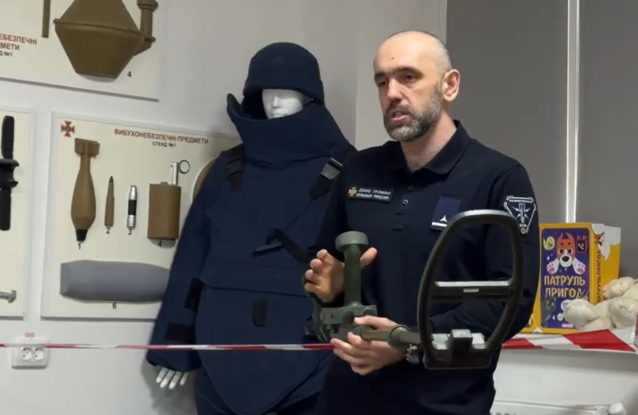 3000 учнів та педагогів із понад 50 навчальних закладів області: рятувальники провели урок