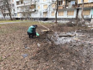 Вирва та понад 800 квадратних метрів засміченої території: екологічні наслідки удару по Запоріжжю 20 грудня, — ФОТО