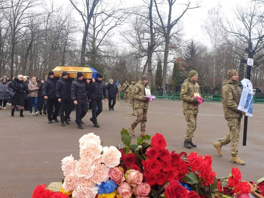 У Кропивницькому попрощалися із двома полеглими на війні героями